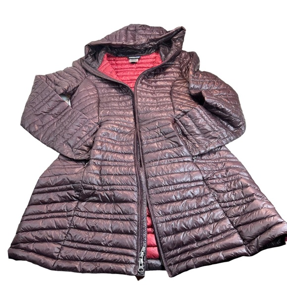 Patagonia Women’s Ultra lightweight Fiona Parka in Dark Ruby Size: S - Picture 7 of 16